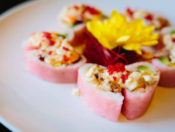 Order Sweet Heart Roll (10 pcs) food online from Sushi Pirate store, North Aurora on bringmethat.com