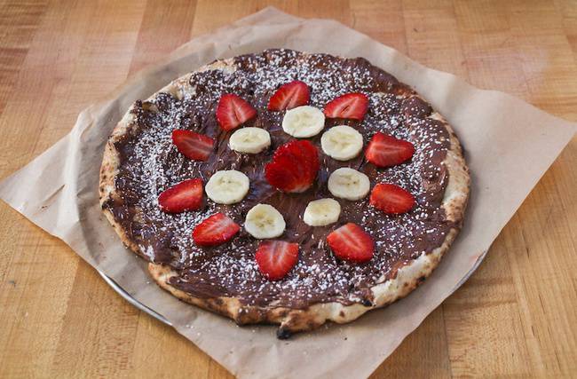Order Nutella Pizza food online from Pummarola store, Coral Gables on bringmethat.com
