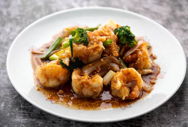 Order Garlic Prawns food online from Little Plearn Thai Kitchen store, Berkeley on bringmethat.com
