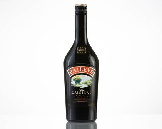Order Bailey's Irish Cream, 750mL liqueur (17.0% ABV) food online from Sweeney Liquors store, Hollywood on bringmethat.com