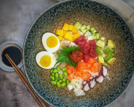 Order Top Sea Bowl food online from Pla-tu Sushi Thai Tapas store, South Miami on bringmethat.com