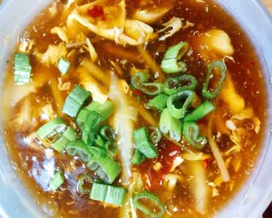 Order Hot and Sour Soup food online from New Golden House store, Philadelphia on bringmethat.com