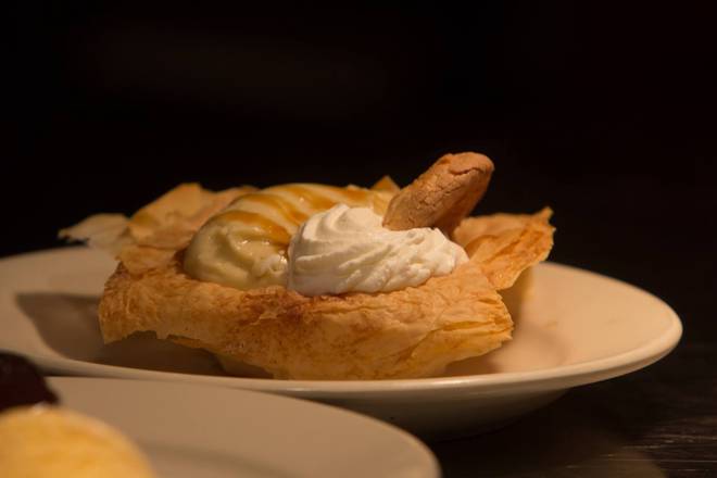 Order Banana Pudding food online from Saint Rocco's New York Italian store, Dallas on bringmethat.com