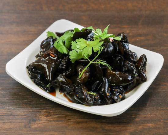 Order 老醋木耳 black fungus w.vinegar sauce food online from 十秒到云南过桥米线 store, Rockville on bringmethat.com