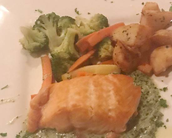 Order Salmone Alla Genovese food online from Trattoria Luna store, Miami on bringmethat.com