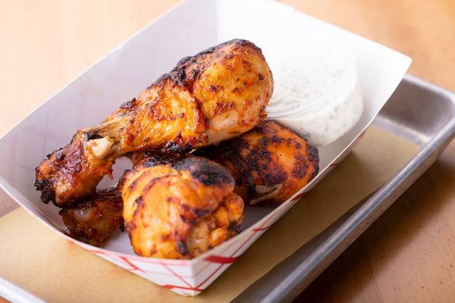 Order Piri-Piri Chicken Drummies food online from Toma Mojo Grill store, Minnetonka on bringmethat.com