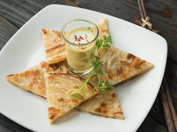 Order Roti Curry food online from Celadon Thai Kitchen store, Los Angeles on bringmethat.com