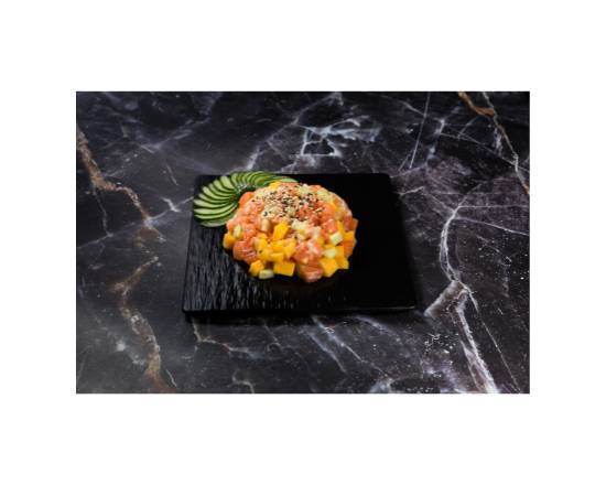 Tartare saumon mangue ciboulette concombre