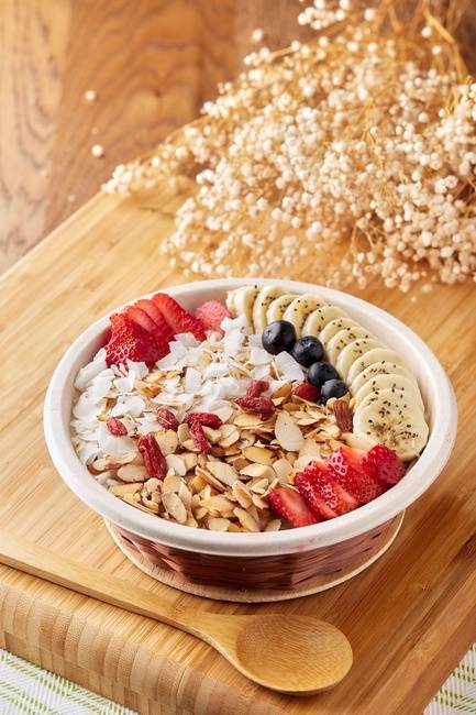 Order Super Oatmeal food online from Roots Juice Bar store, Miami on bringmethat.com