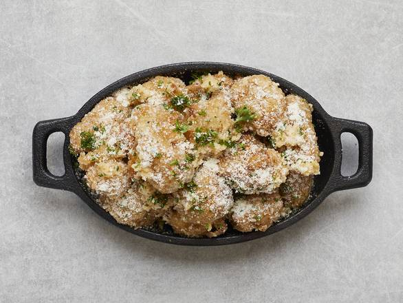 Order Garlic Parmesan Cauliflower Bites food online from Just Wing It. store, Sherman Oaks on bringmethat.com