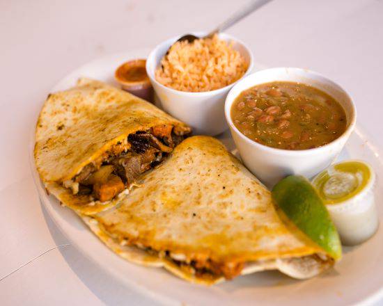 Order El Chapo Quesadilla food online from Los Jefes Grill store, Metairie on bringmethat.com