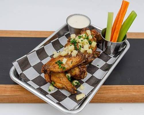 Order Sriracha Pineapple  food online from Wing Master store, San Antonio on bringmethat.com