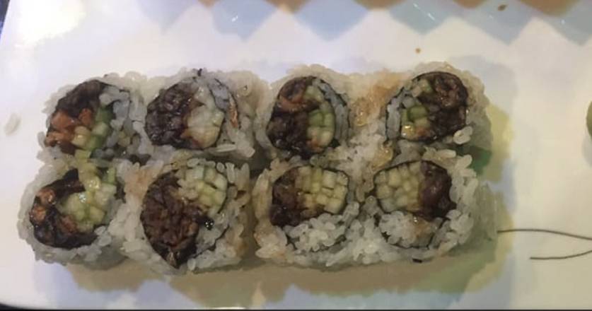 Order Salmon Skin and Cucumber Roll         food online from Sushi Bear Sushi & Grill store, Jacksonville on bringmethat.com