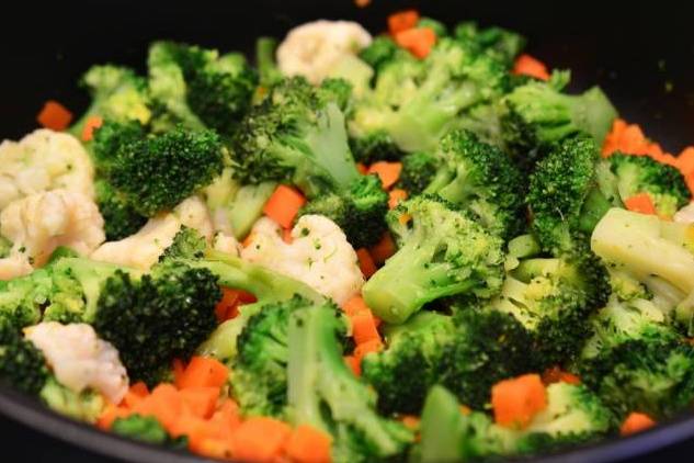 Order Steamed Vegetables food online from Juicy Mayport store, Jacksonville on bringmethat.com