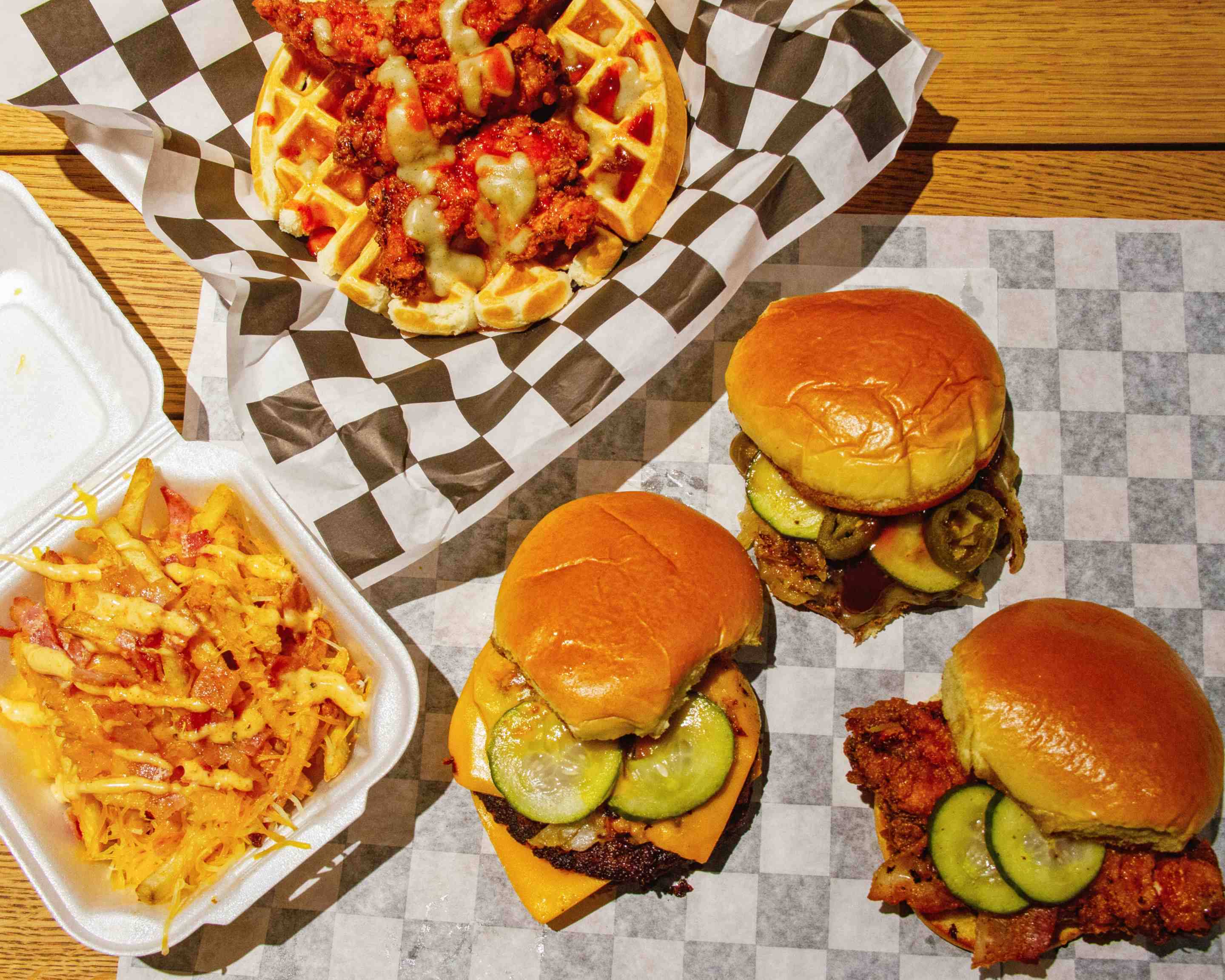 Order Moe's Neighborhood Bar & Grill Delivery Online Ann Arbor Menu