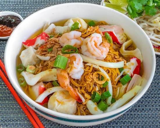 Order 36. Mi Hai San food online from Pho Ty Ii store, Hayward on bringmethat.com