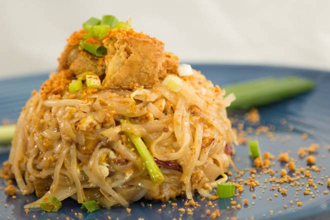 Order Lamy’s Spicy Pad Thai*  food online from Ka Pow Thai On Wheel store, Seattle on bringmethat.com