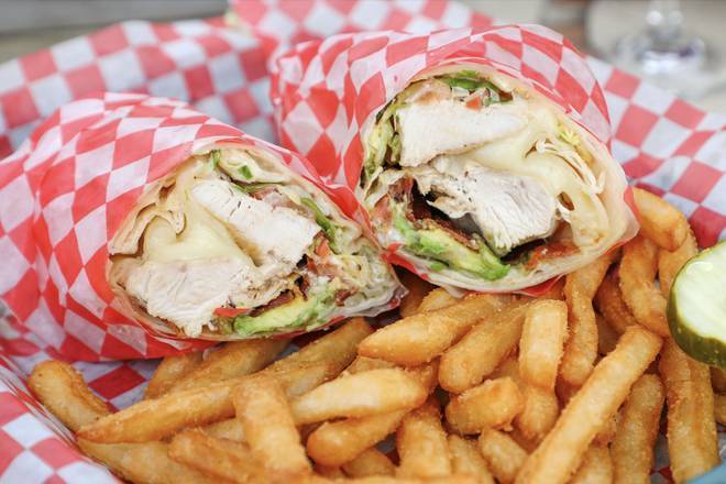 Order Jessica's Chicken Avocado And Bacon Wrap food online from Moretti Pizzeria & Bar store, McHenry on bringmethat.com