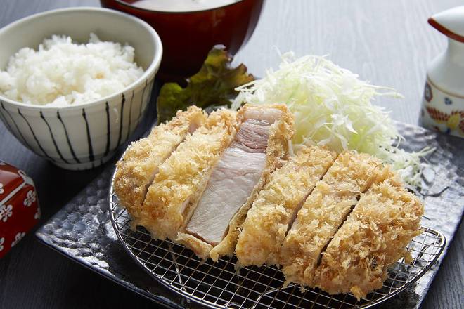 厚切りとんかつ 暁 あかつき Atsugiritonkatsu Akatuki の出前 宅配 テイクアウトメニュー ウーバーイーツ 厚切りとんかつ 暁 あかつき Atsugiritonkatsu Akatuki の出前 宅配 テイクアウトメニュー ウーバーイーツ