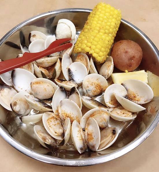 Order Clams (1 lb) food online from Cajun Crab Hut store, Saint Augustine on bringmethat.com