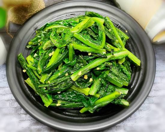 Order 蒜炒A菜  A Choy w/ Garlic  food online from Fashion Wok store, Sunnyvale on bringmethat.com