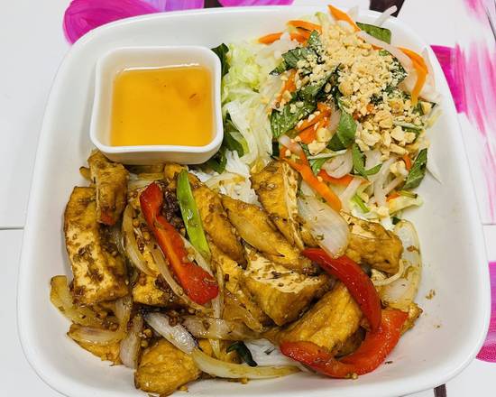 Order B8. Lemongrass Tofu  food online from Pho Binh Minh store, Maple Valley on bringmethat.com