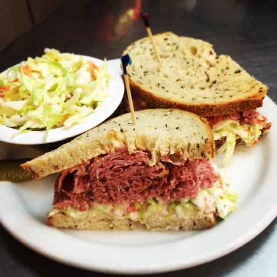 Order Corned Beef Sandwich food online from Bagel Nosh Deli store, Santa Monica on bringmethat.com