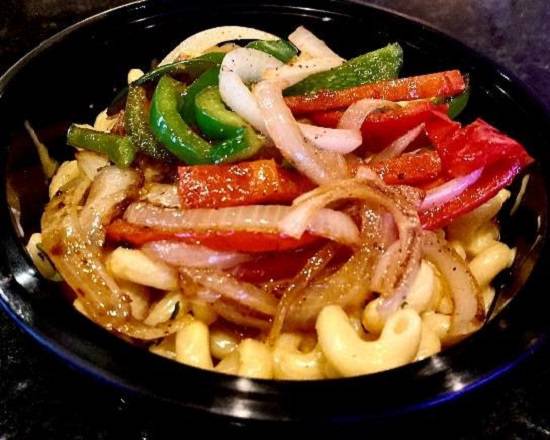 Order Fajita Mac food online from Cheezie Mac store, Des Plaines on bringmethat.com