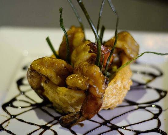 Order La Isla Bonita food online from Matiz Latin Cuisine store, New York on bringmethat.com