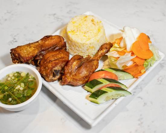 Order Deep Fry Crispy Chicken with Fried Rice (Cơm Chiên Gà Xối Mở) food online from Saigon Chicken House store, Boston on bringmethat.com