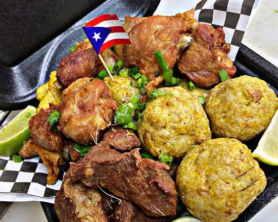 Order Picadera Sampler food online from VenPaca Food Truck store, Melbourne on bringmethat.com