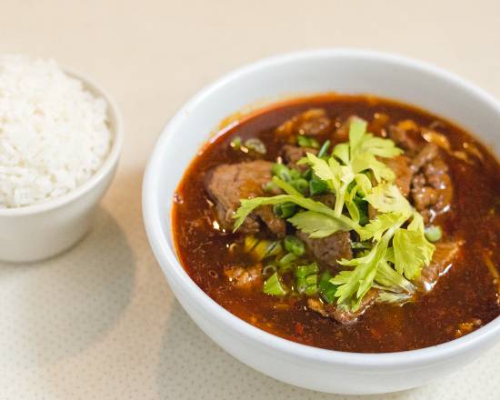 Order Braised Beef in Szechuan Chili Sauce food online from One fish two fish asian cafe store, Washington on bringmethat.com
