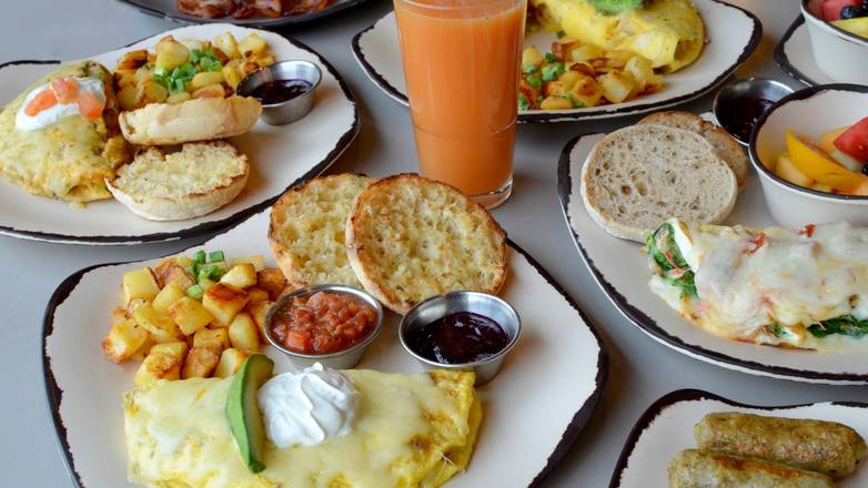 Order Create Omelette food online from Egg Harbor Cafe store, Libertyville on bringmethat.com