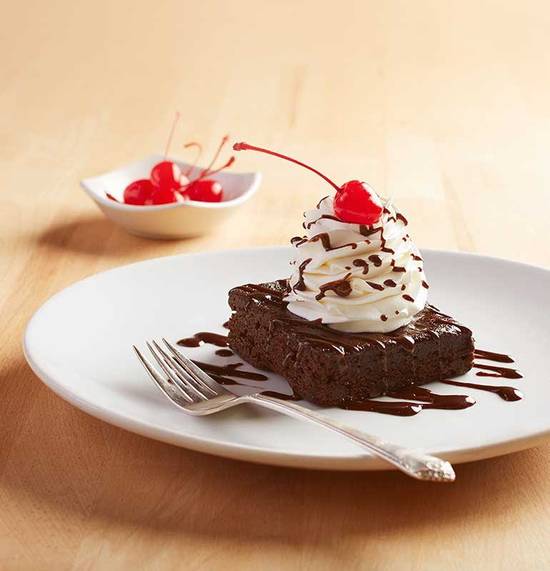 Order KIDS BROWNIE food online from California Pizza Kitchen - Sarasota store, Sarasota on bringmethat.com
