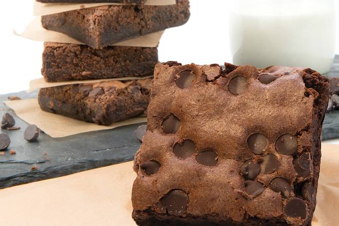 Order Chocolate Chip Brownies food online from Pieology store, Apple Valley on bringmethat.com