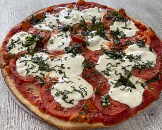 Order Margherita Pizza food online from Milwaukee Classic Pizza store, Milwaukee on bringmethat.com