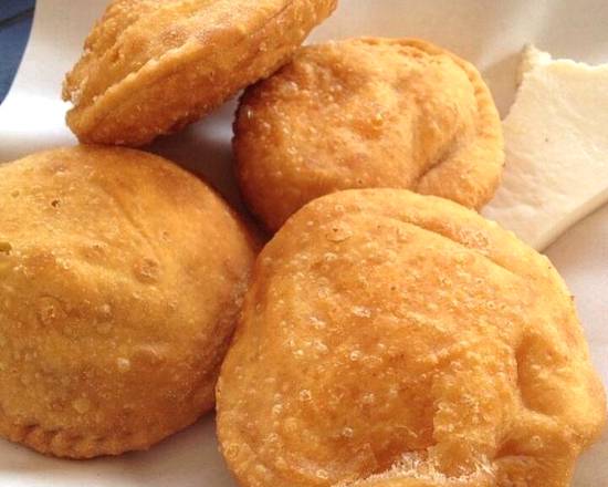 Order Pastries Chicken food online from Chicken Grill store, Miami on bringmethat.com