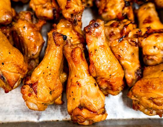Order 6 Wings and Fries food online from Bar-b-Cutie store, Nashville on bringmethat.com