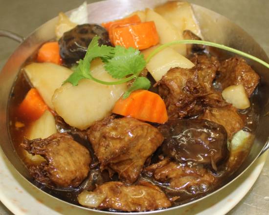 Order Braised Spareribs with Dai Kon food online from Enjoy Vegetarian Restaurant store, San Francisco on bringmethat.com