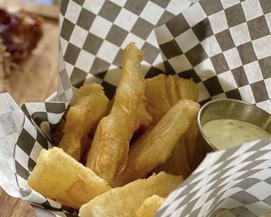 Order  Fried Yucca/Yuca Frita food online from El Churrascaso Grill - Wynwood store, Miami on bringmethat.com
