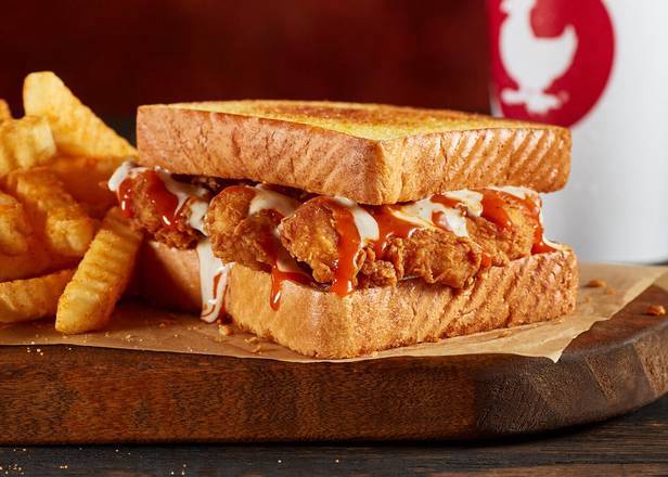 Order Kickin Chicken Sandwich Meal food online from Zaxby's store, Kingsport on bringmethat.com