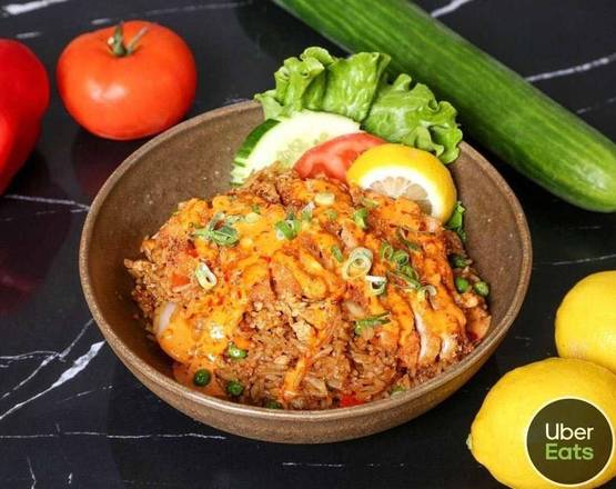 Khao prat au poulet pané