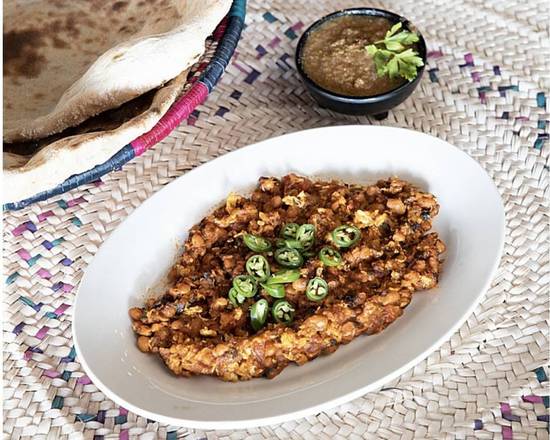 Order فاصولیا مع البيض| FASOLIA WITH EGG food online from House Of Mandi store, Anaheim on bringmethat.com
