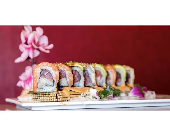 Order Tiger Eye Roll food online from Fuji Sushi Asian Cuisine store, La Porte on bringmethat.com