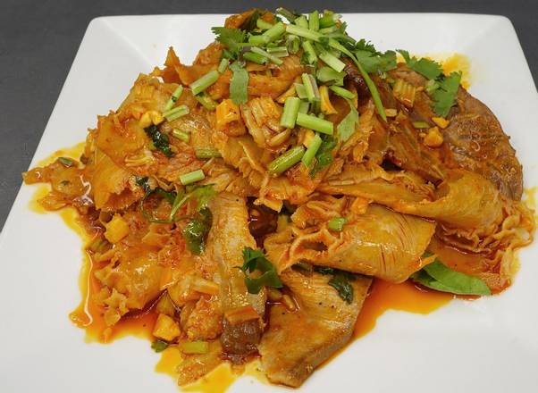Order 116.Ox Tongue & Tripe with Roasted Chili Peanut Vinaigrette 夫妻肺片 food online from China Chalet store, Florham Park on bringmethat.com