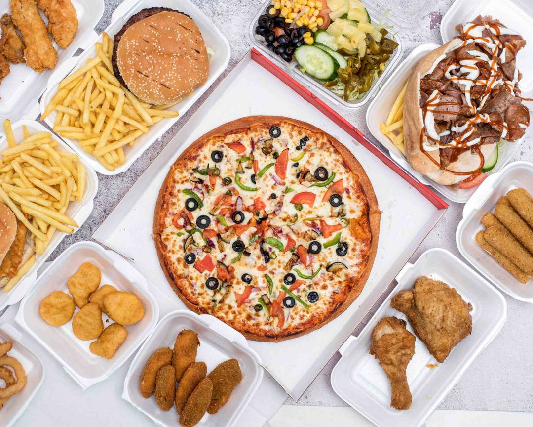 Queens Pizza (Narborough Road) Menu Takeaway in Leicester Delivery