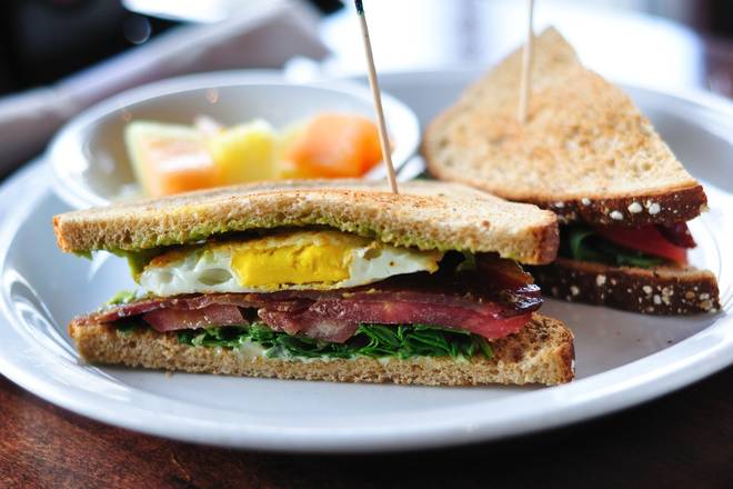 Order Breakfast BLT Sandwich food online from Uhmazing Blt store, Des Plaines on bringmethat.com
