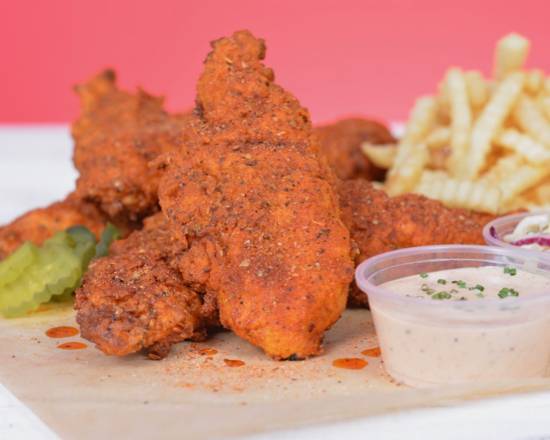 Order Nash's 5 Tender Combo food online from Nash's Hot Chicken store, Nashville on bringmethat.com