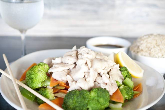 Order Steamed Chicken and Vegetables
 food online from Saba's Grill & Wok store, Houston on bringmethat.com