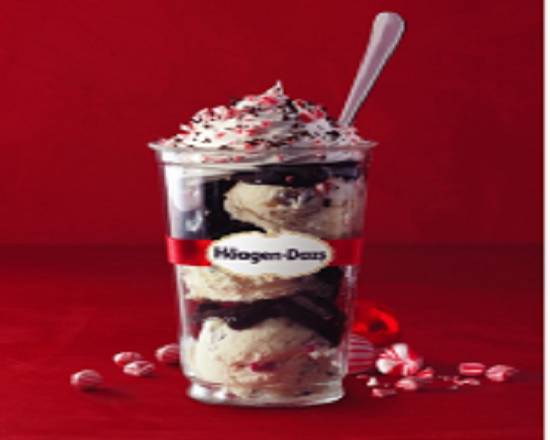 Order Peppermint Bark Dazzler Sundae food online from Haagen Dazs Shop store, Woodbury on bringmethat.com